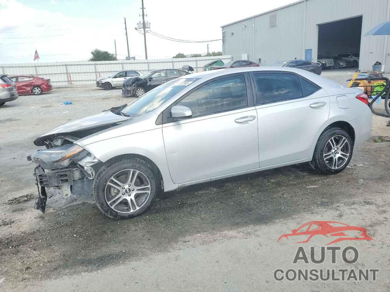 TOYOTA COROLLA 2018 - 2T1BURHE2JC075825