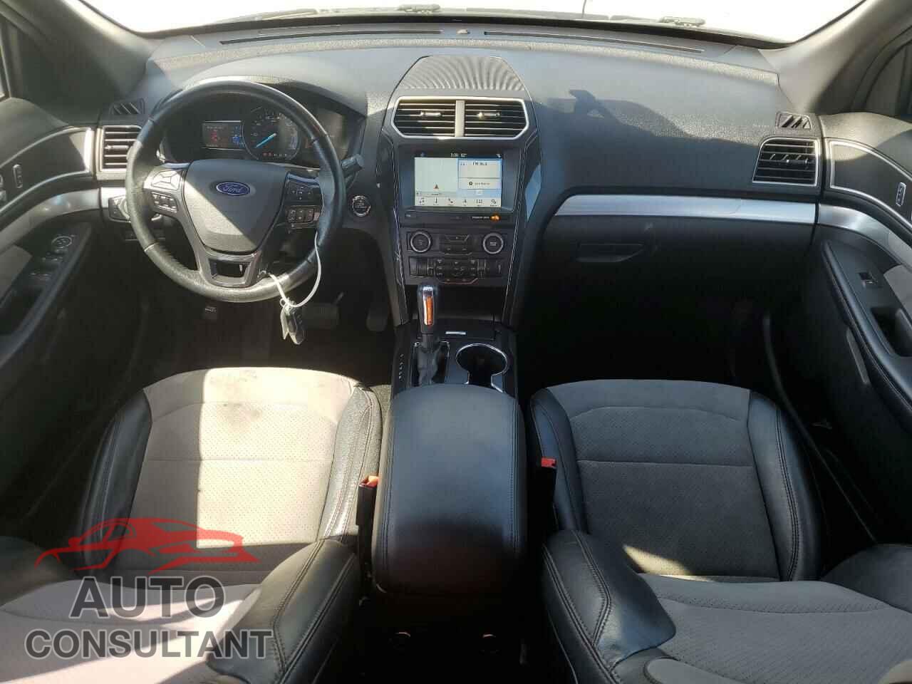 FORD EXPLORER 2017 - 1FM5K7D89HGC32717