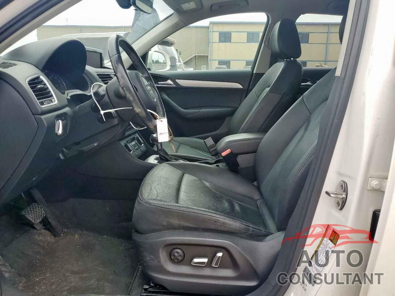 AUDI Q3 2017 - WA1BCCFS4HR014916