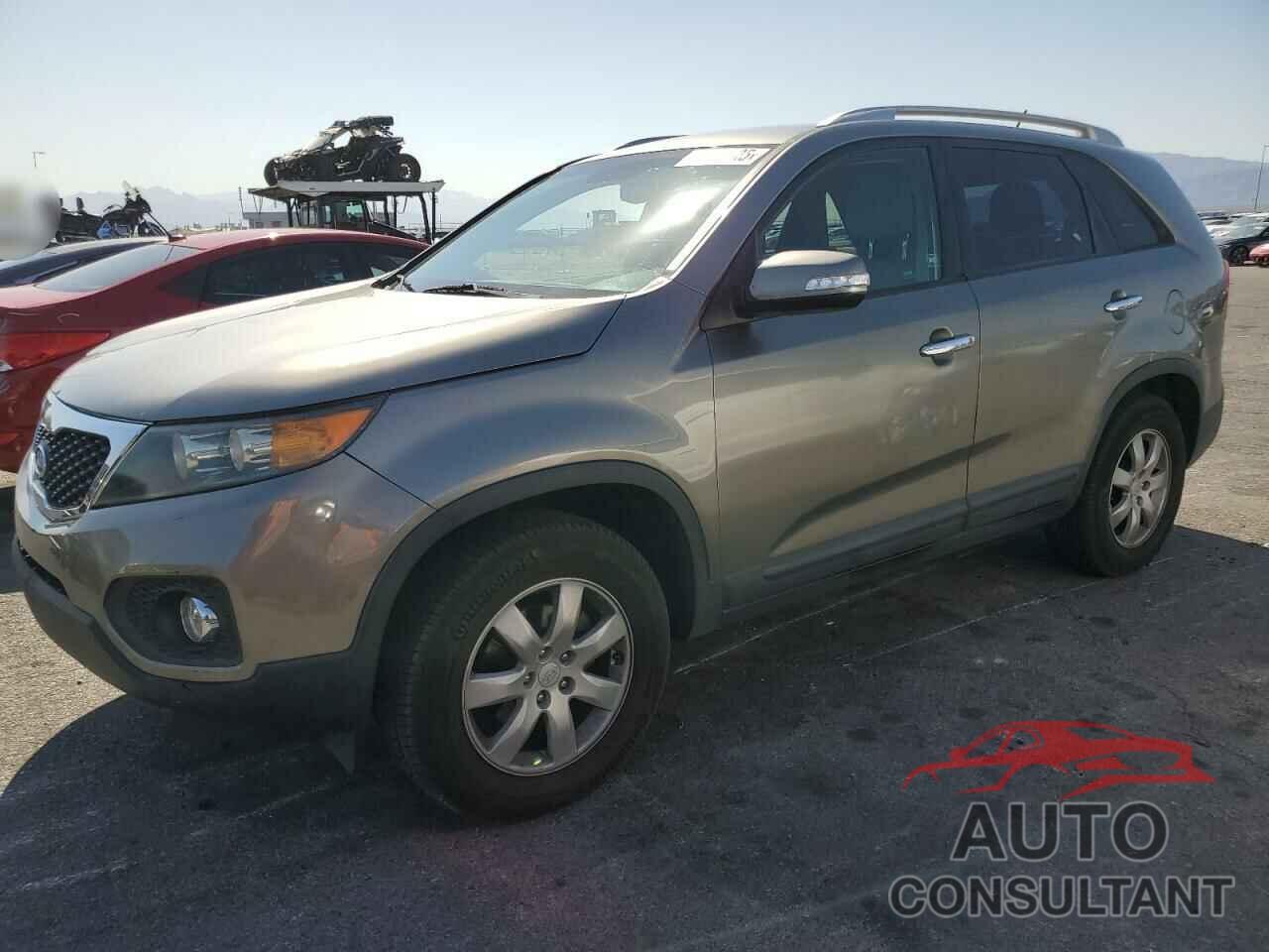 KIA SORENTO 2011 - 5XYKT4A16BG056181