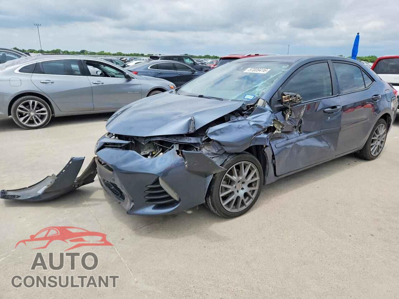 TOYOTA COROLLA 2017 - 5YFBURHE1HP680400