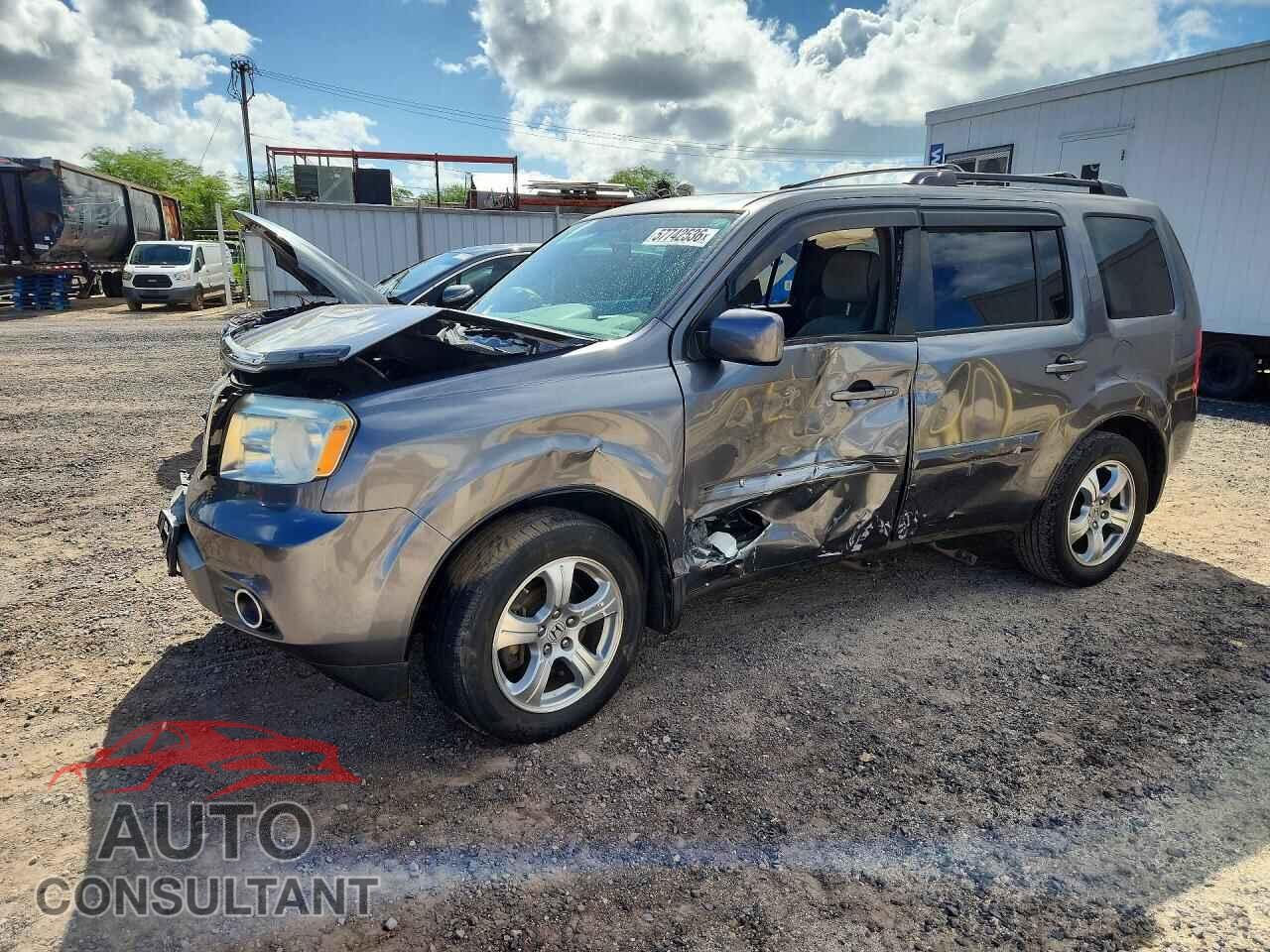 HONDA PILOT 2015 - 5FNYF3H52FB004077