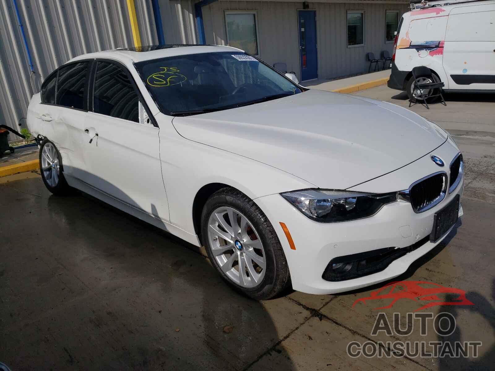 BMW 3 SERIES 2016 - WBA8A3C57GK690172