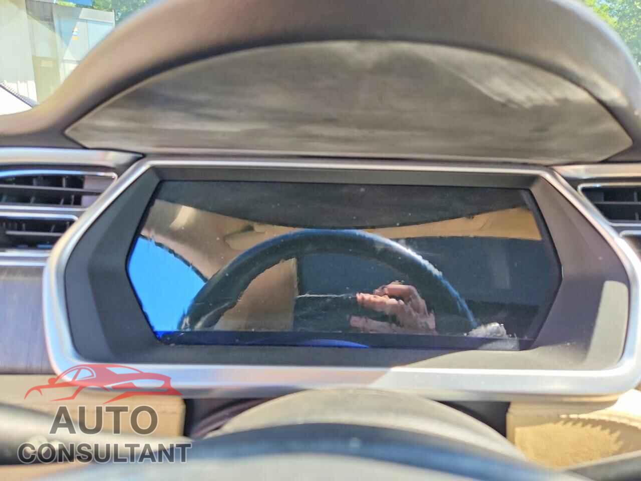 TESLA MODEL S 2013 - 5YJSA1DN5DFP09094