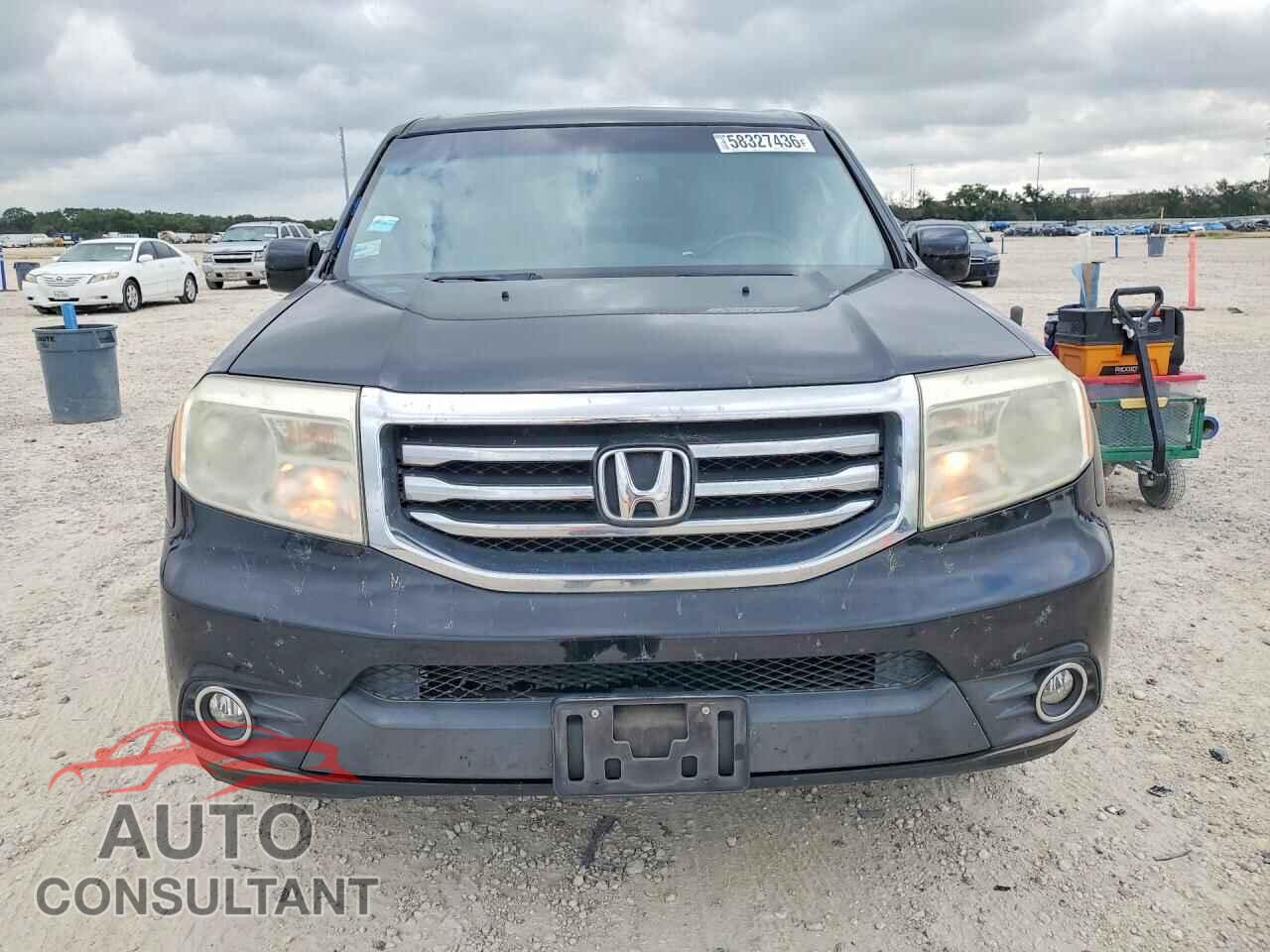 HONDA PILOT 2013 - 5FNYF3H68DB016143