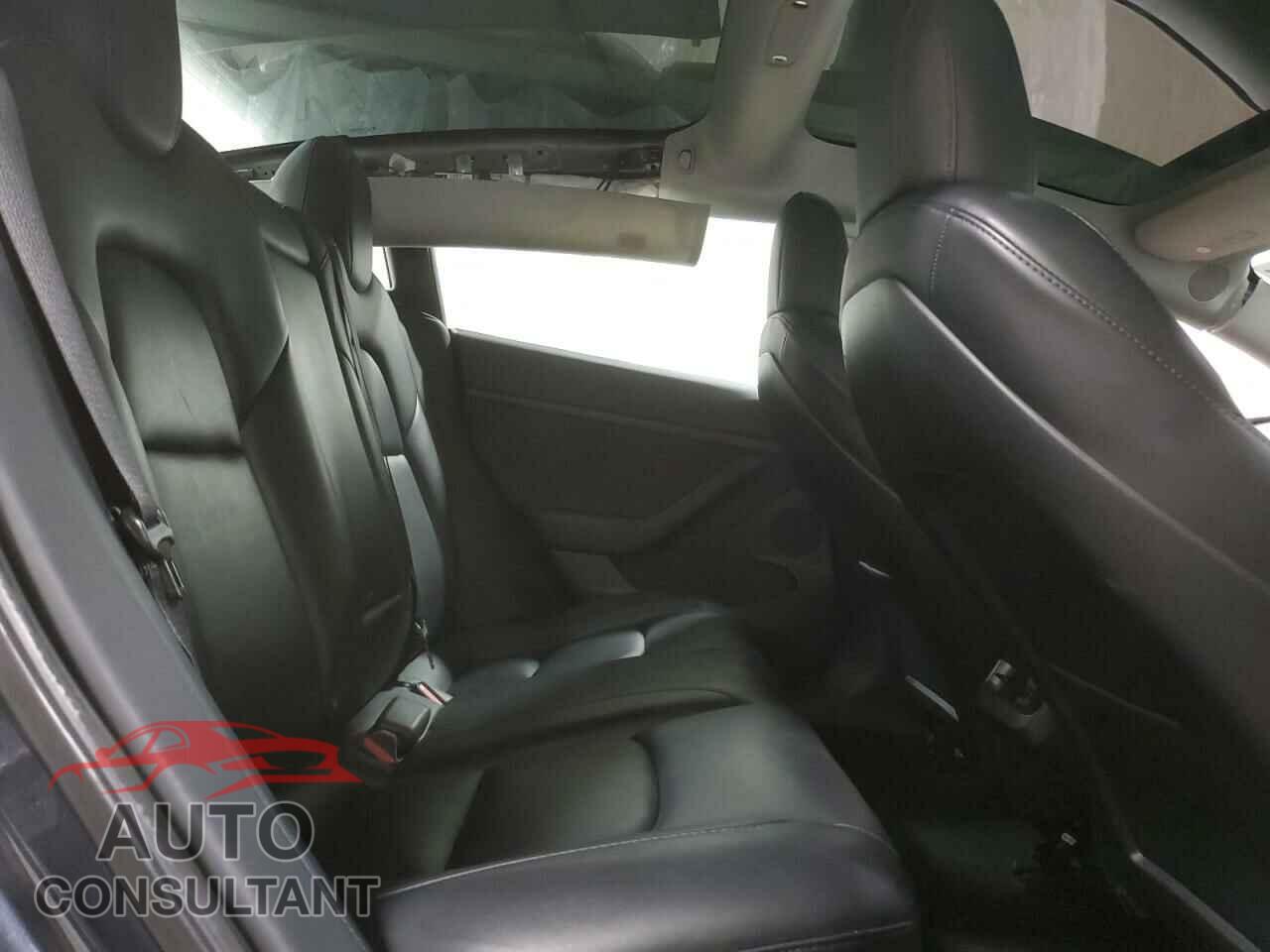 TESLA MODEL 3 2022 - 5YJ3E1EA4NF288829