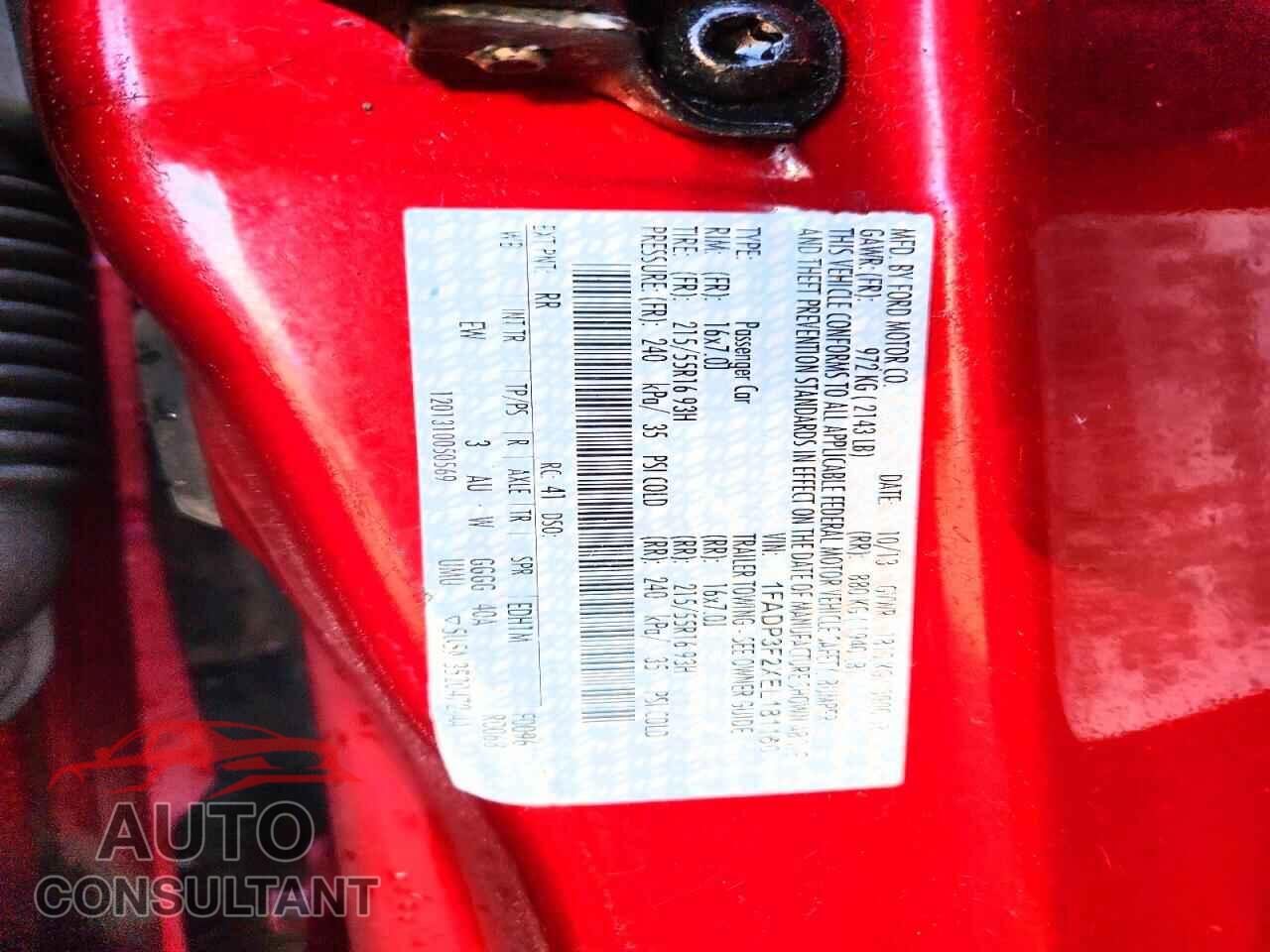 FORD FOCUS 2014 - 1FADP3F2XEL181160