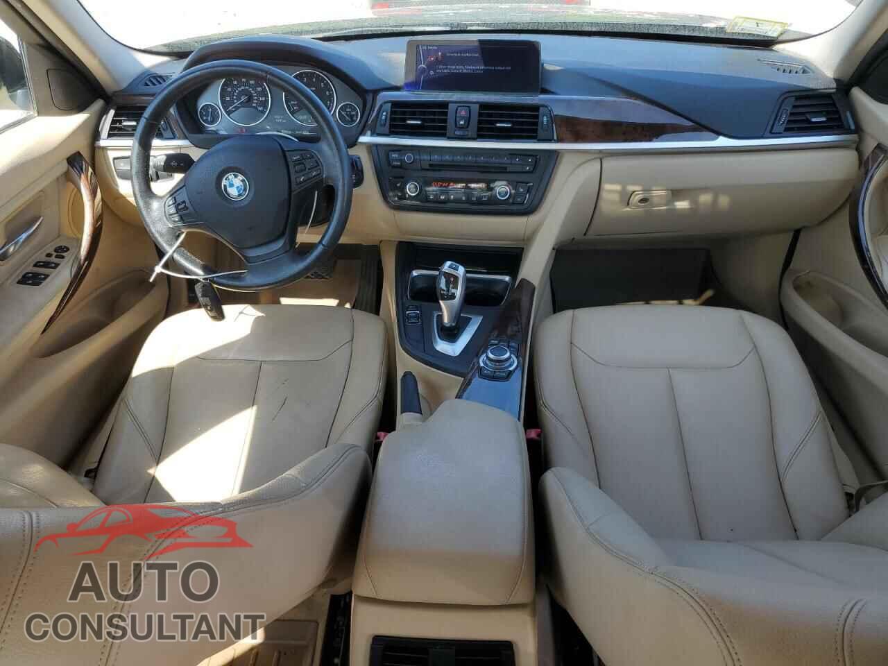BMW 3 SERIES 2013 - WBA3B5C5XDF596536