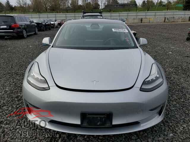 TESLA MODEL 3 2018 - 5YJ3E1EA8JF041145