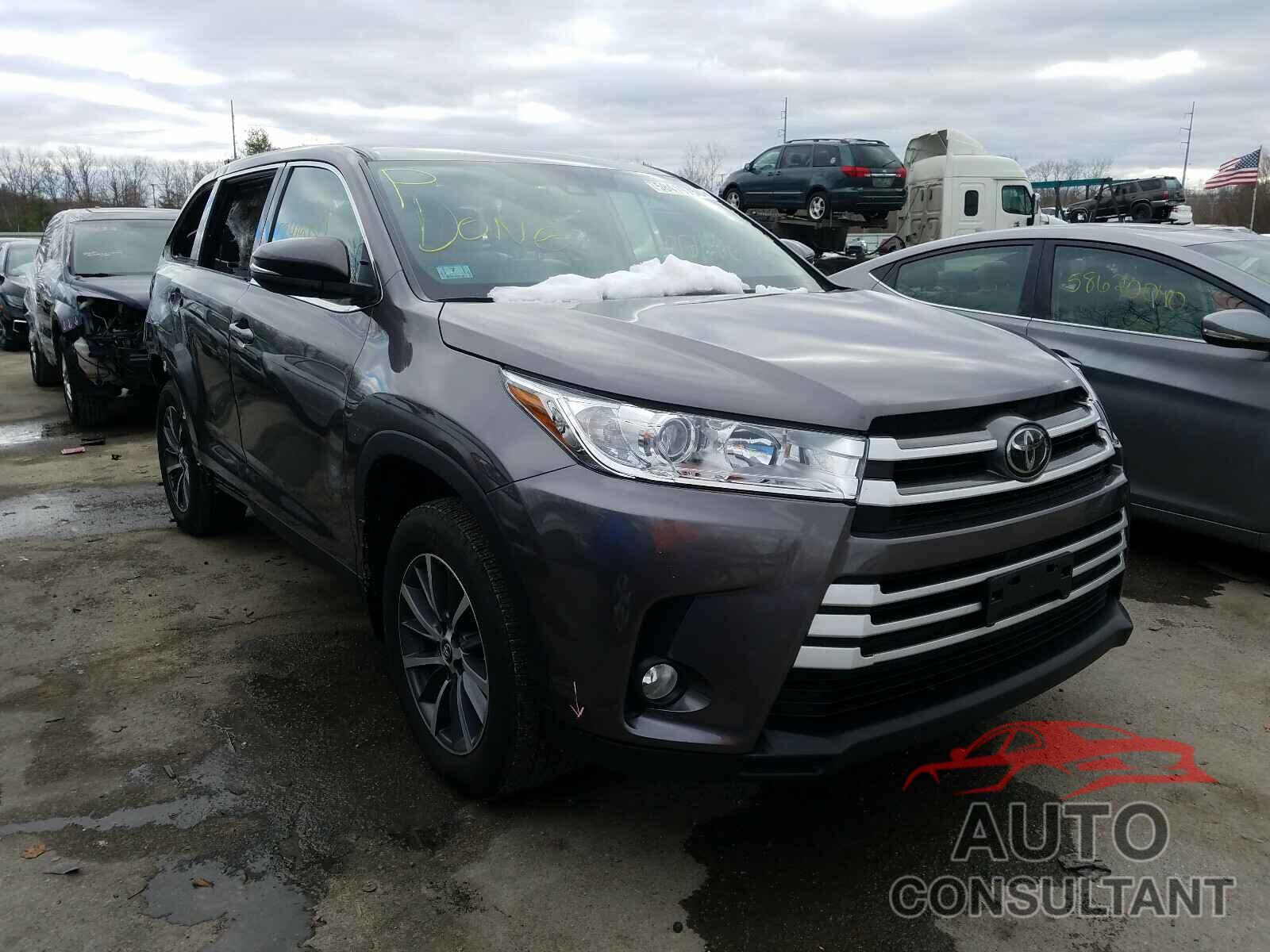TOYOTA HIGHLANDER 2019 - 5TDJZRFH7KS587535