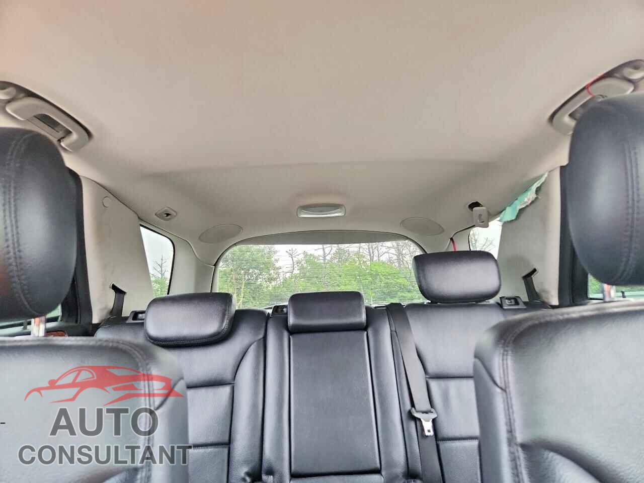 MERCEDES-BENZ M-CLASS 2009 - 4JGBB86E39A489601