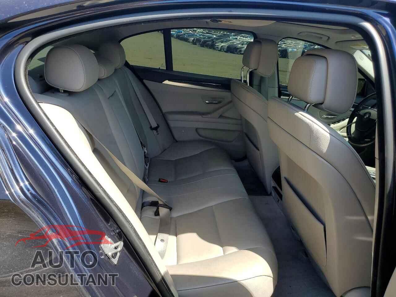 BMW 5 SERIES 2012 - WBAFU7C50CDU65144