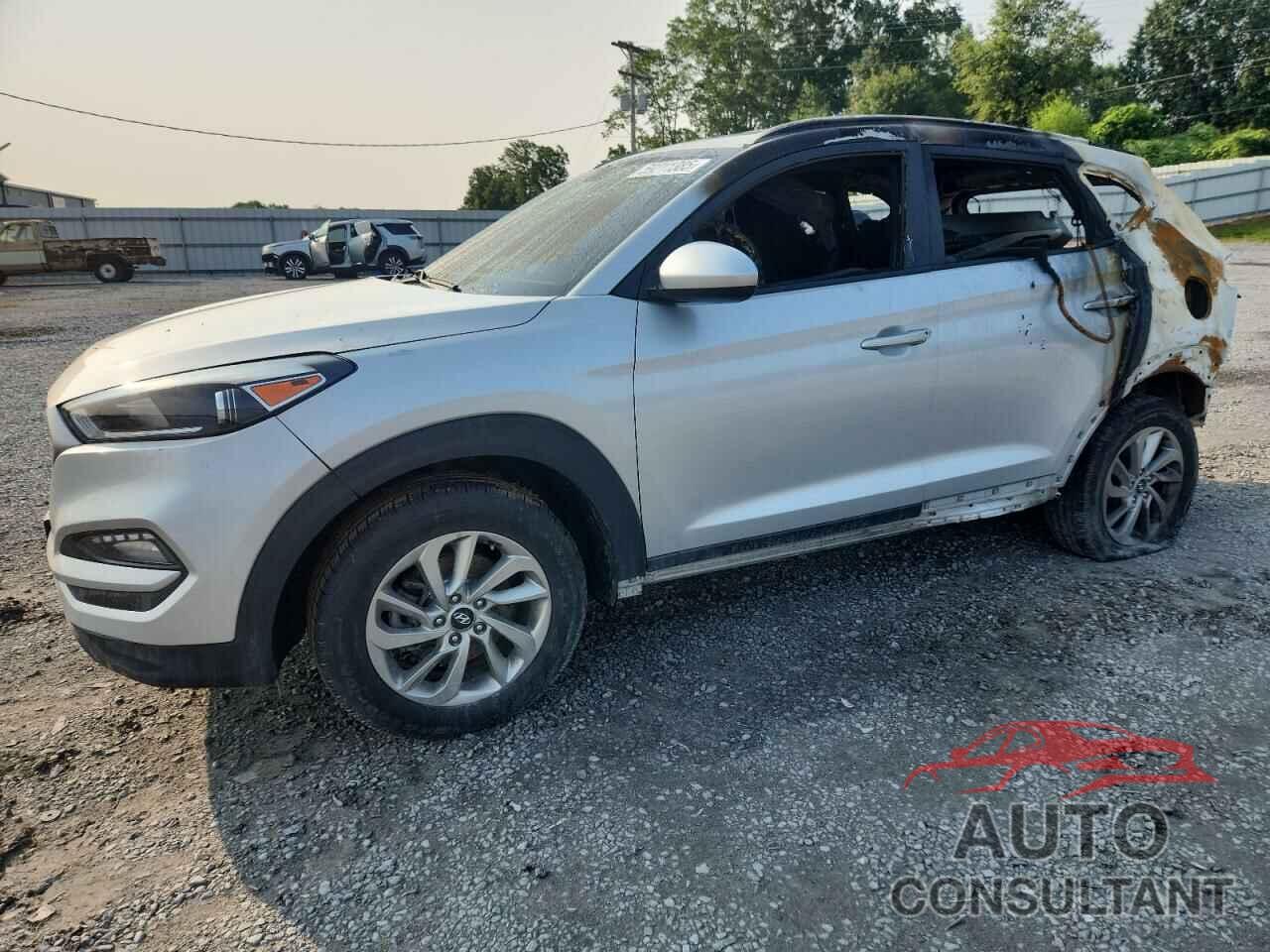 HYUNDAI TUCSON 2017 - KM8J33A46HU471049