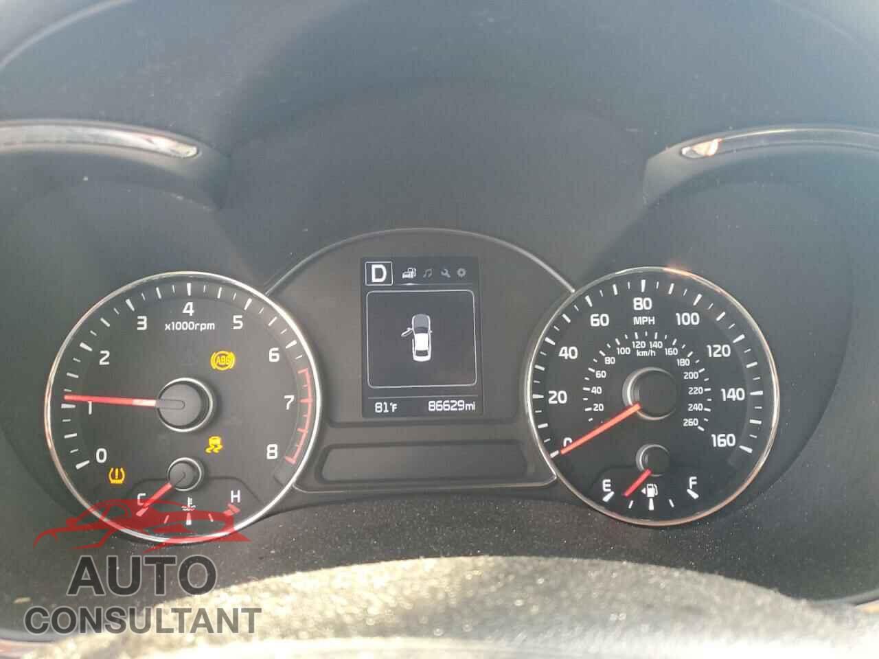 KIA FORTE 2017 - 3KPFL4A74HE142942