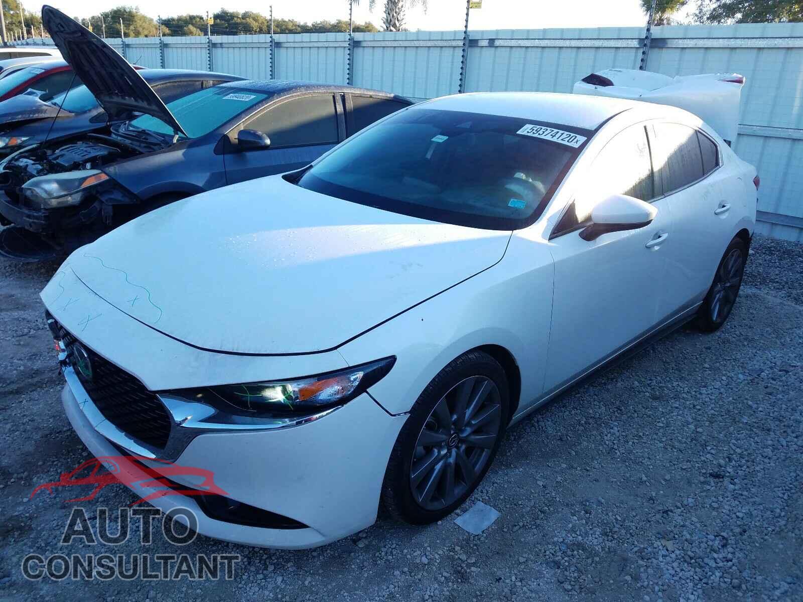 MAZDA 3 2019 - JM1BPACL7K1107785