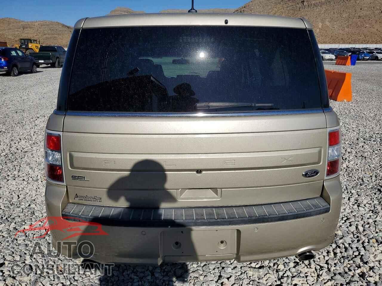FORD FLEX 2018 - 2FMGK5C8XJBA09176