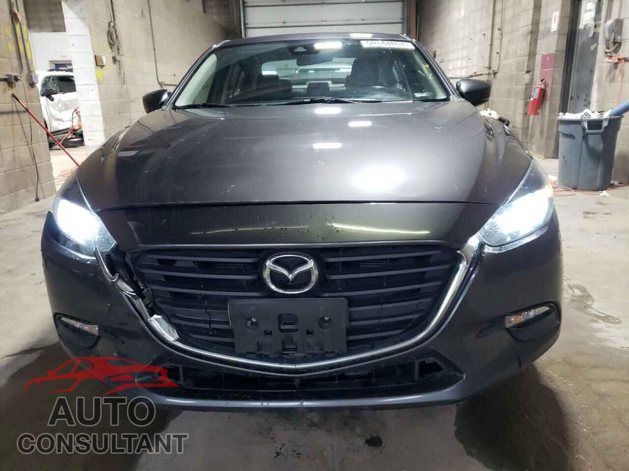 MAZDA 3 2018 - 3MZBN1V35JM185032
