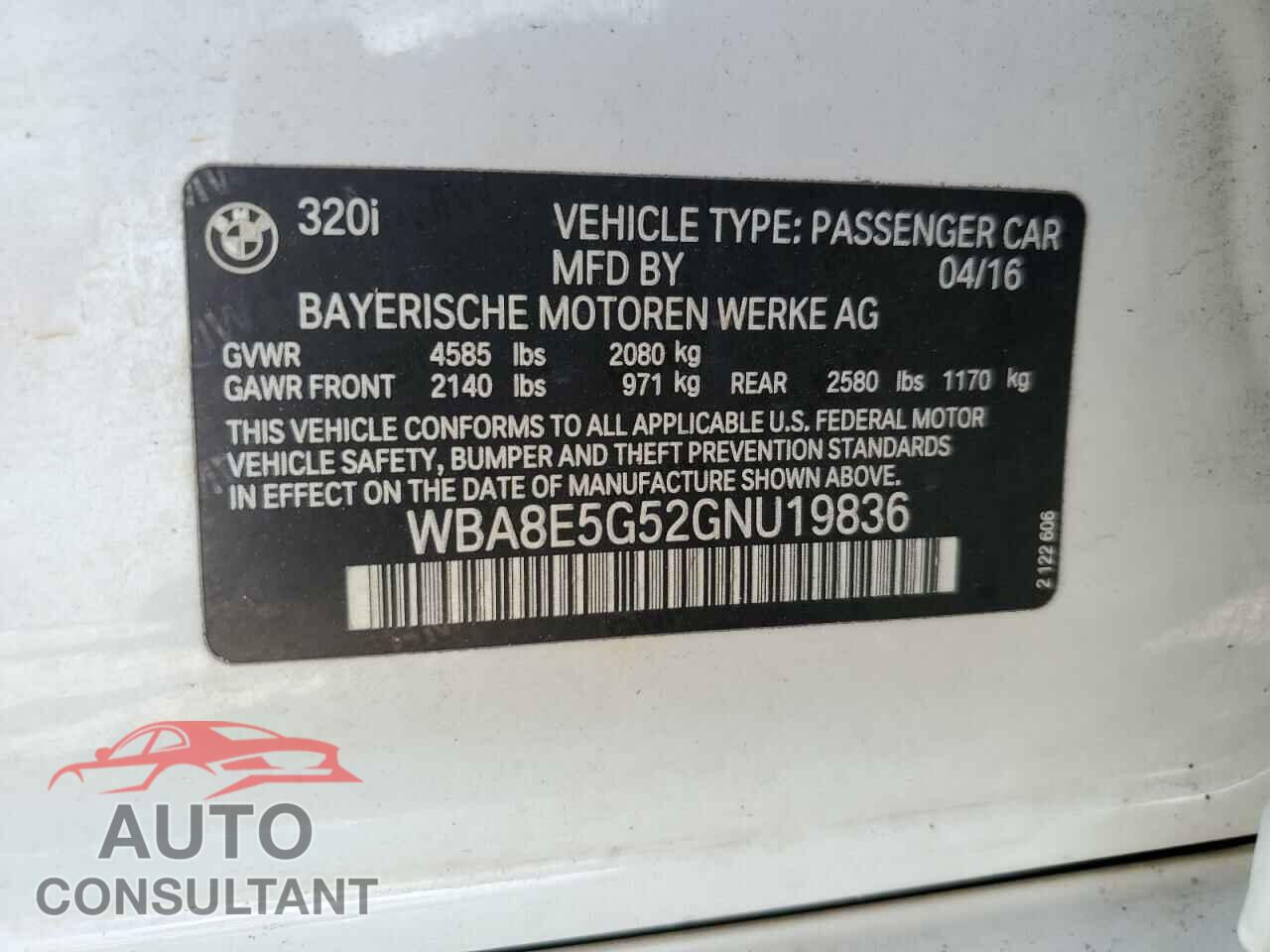 BMW 3 SERIES 2016 - WBA8E5G52GNU19836