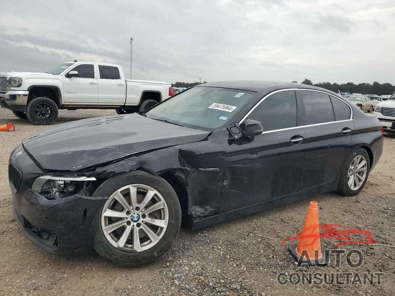 BMW 5 SERIES 2015 - WBA5A5C52FD519704
