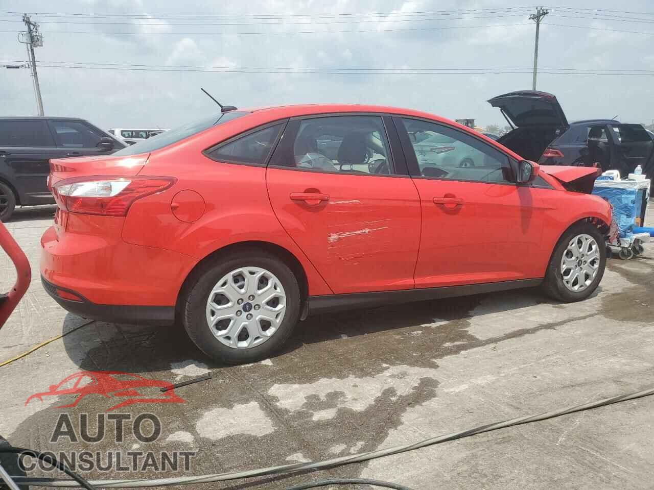 FORD FOCUS 2012 - 1FAHP3F22CL253922