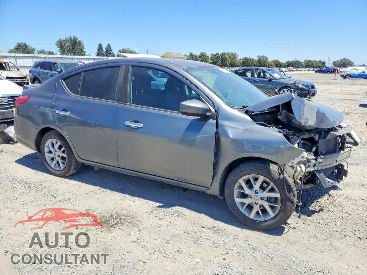 NISSAN VERSA 2018 - 3N1CN7AP1JL835552