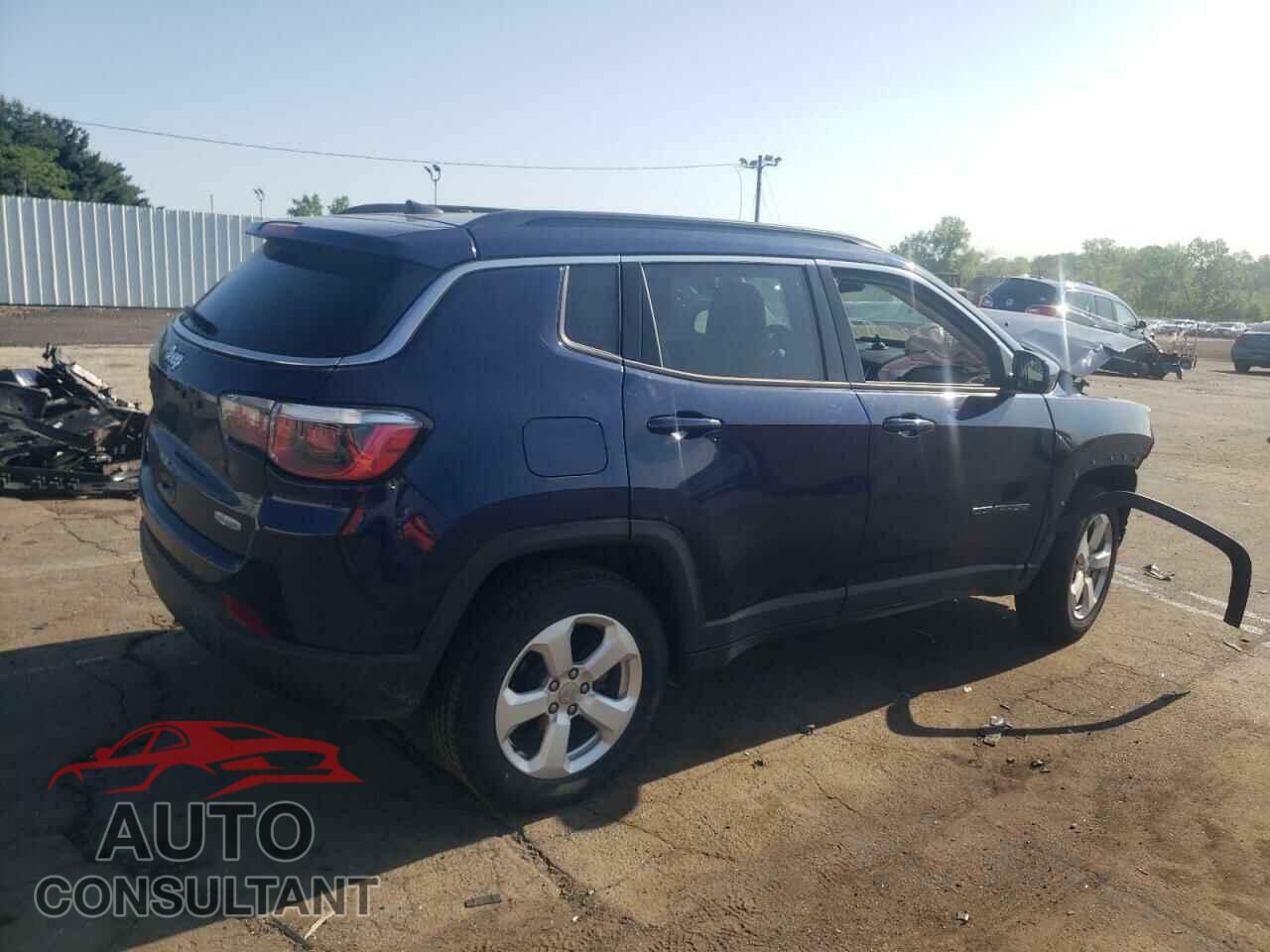 JEEP COMPASS 2018 - 3C4NJDBB0JT233003