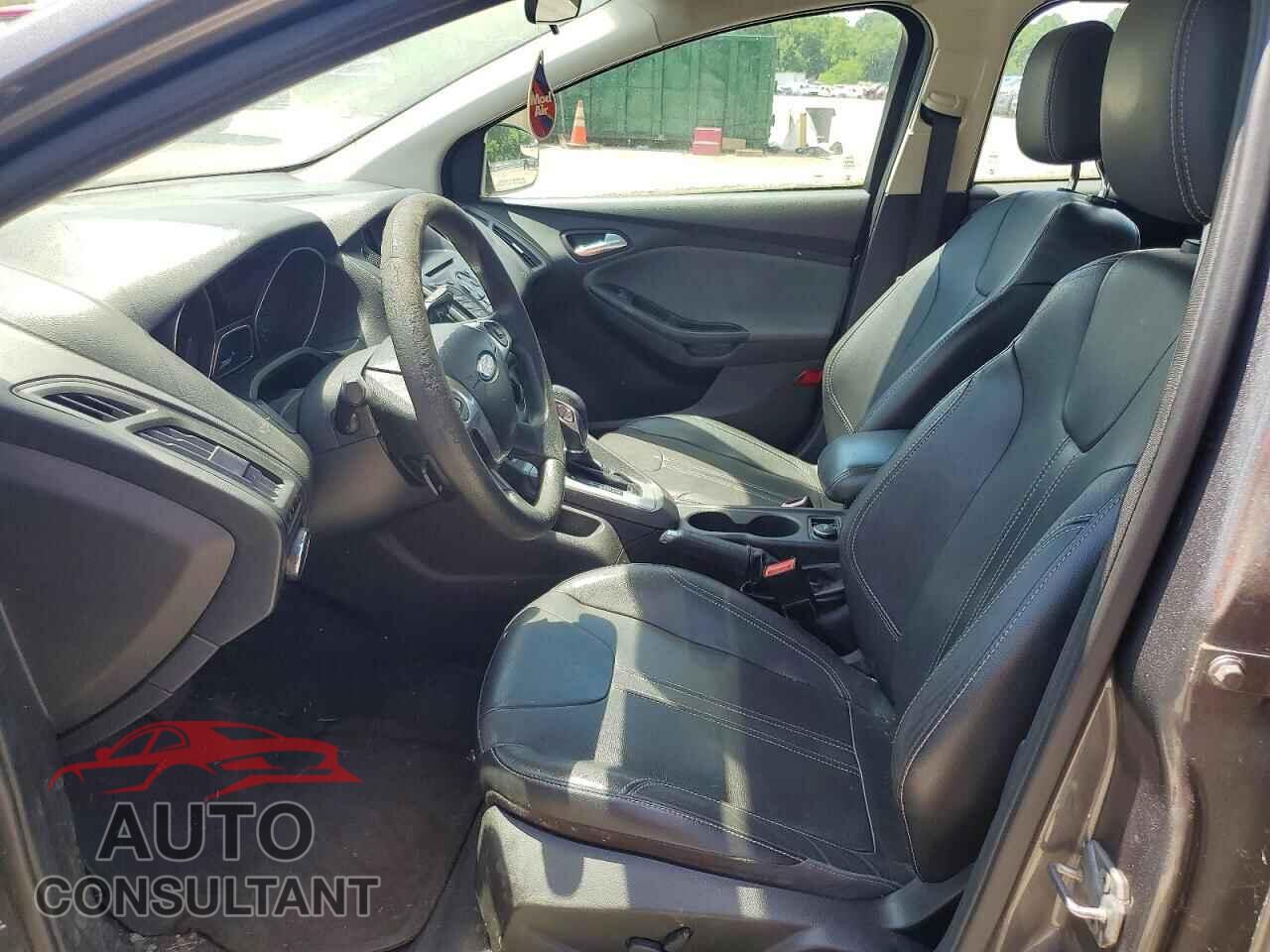 FORD FOCUS 2012 - 1FAHP3F27CL188520