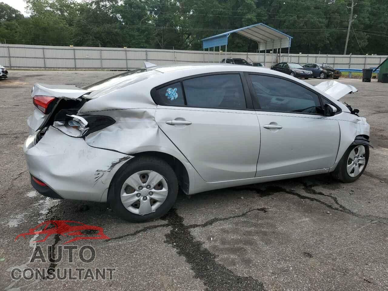 KIA FORTE 2018 - 3KPFK4A79JE179221