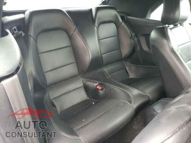 FORD MUSTANG 2019 - 1FATP8UH5K5148941