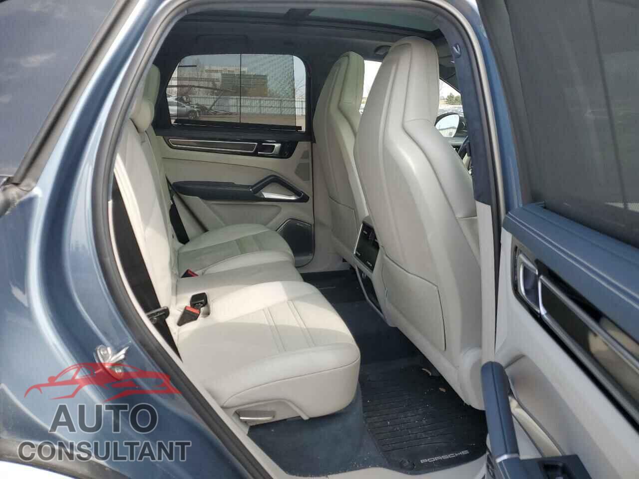 PORSCHE CAYENNE 2019 - WP1AF2AYXKDA80646