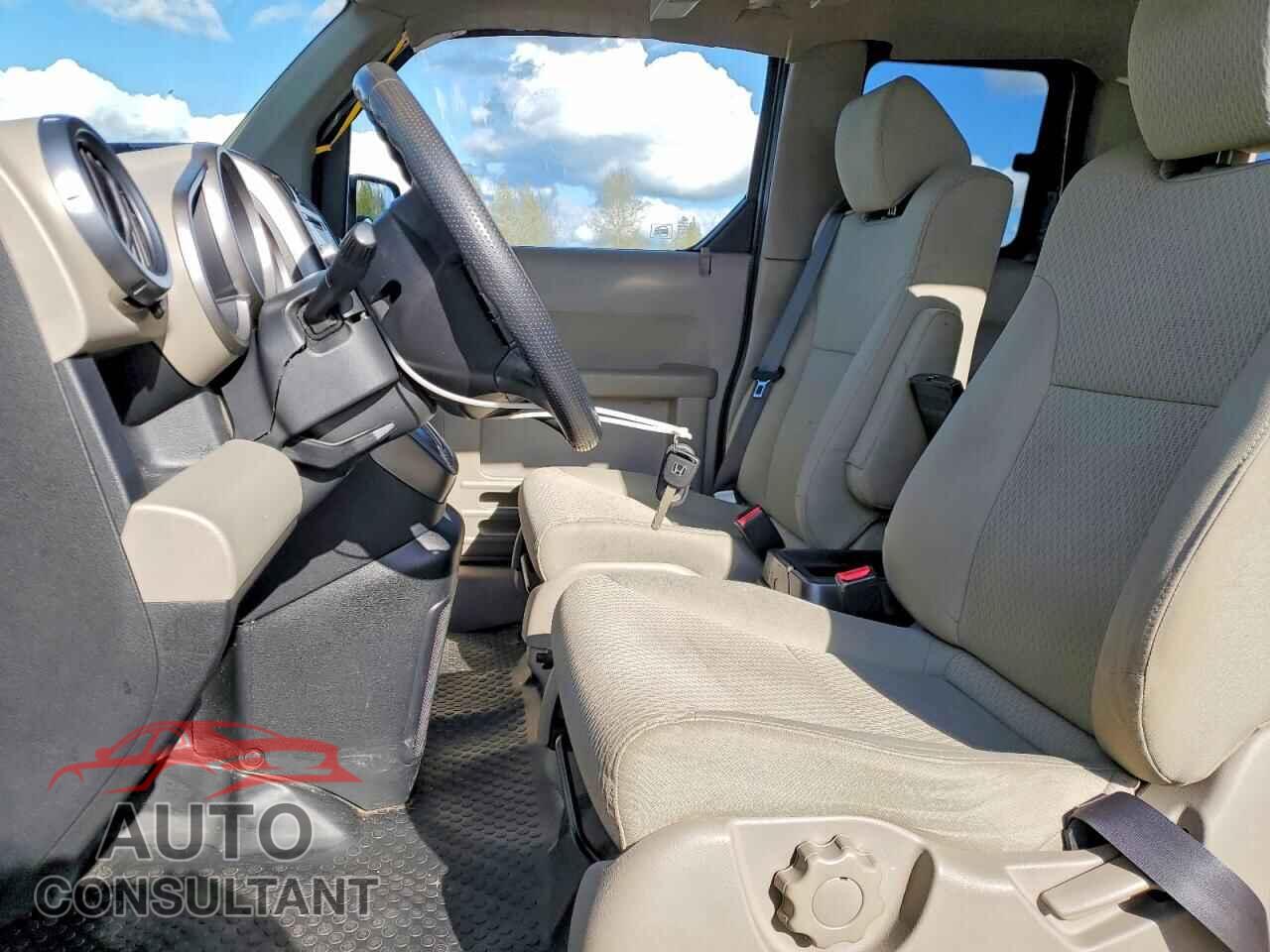 HONDA ELEMENT 2011 - 5J6YH1H71BL001186