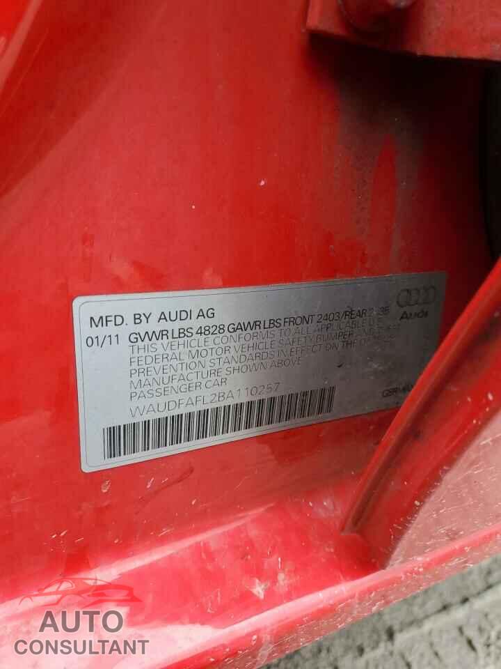 AUDI A4 2011 - WAUDFAFL2BA110257