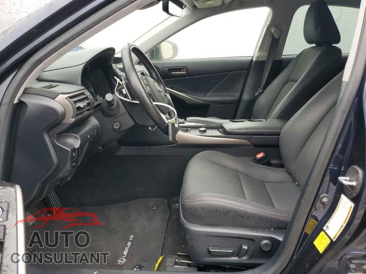 LEXUS IS 2019 - JTHBA1D28K5100097