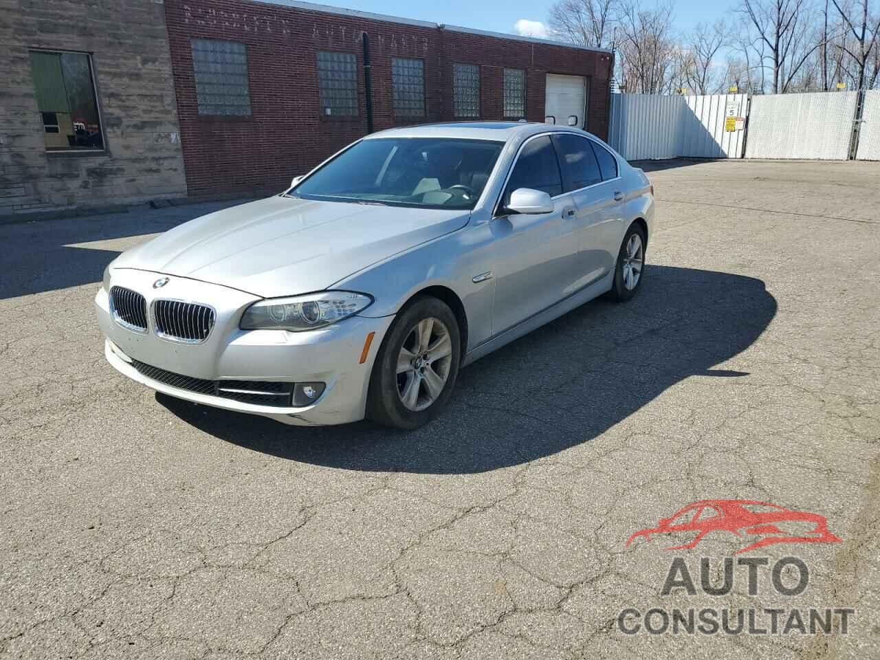 BMW 5 SERIES 2013 - WBAXH5C55DDW13769