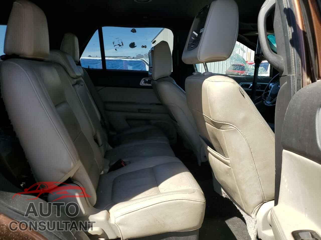 FORD EXPLORER 2011 - 1FMHK7F82BGA02650