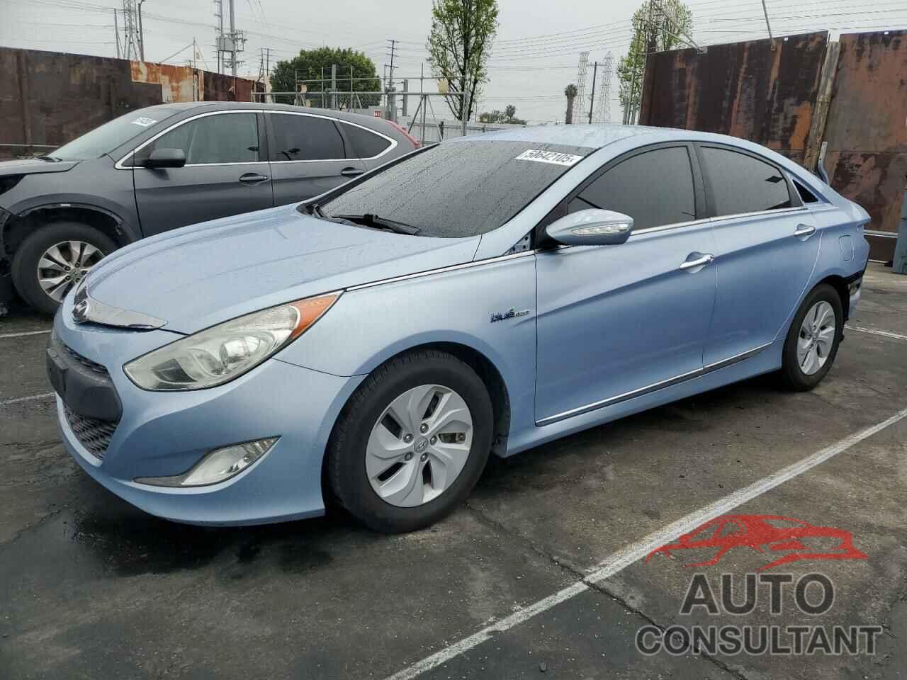 HYUNDAI SONATA 2013 - KMHEC4A43DA072506