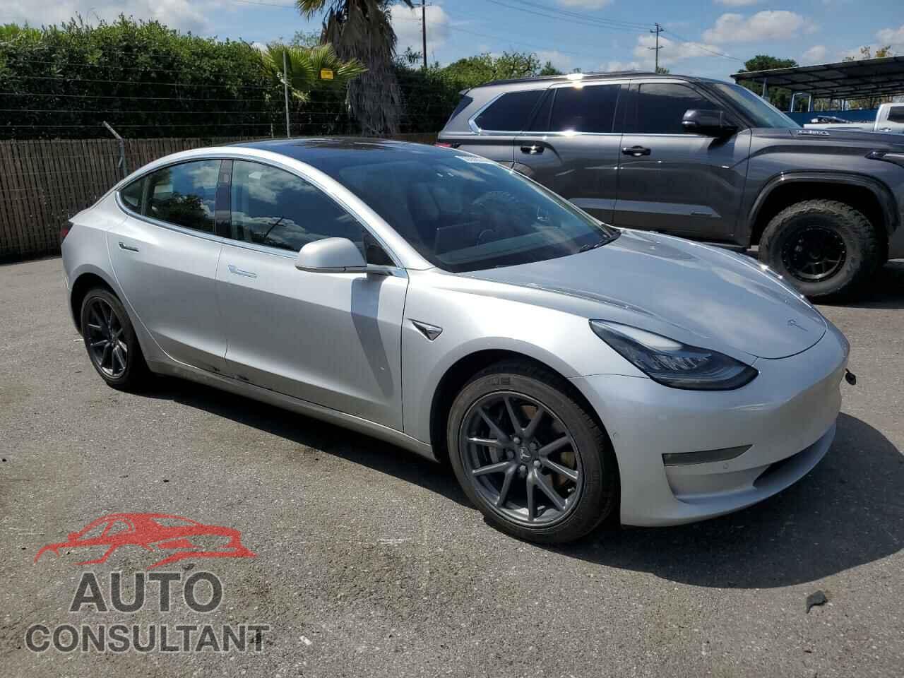 TESLA MODEL 3 2018 - 5YJ3E1EA7JF058826