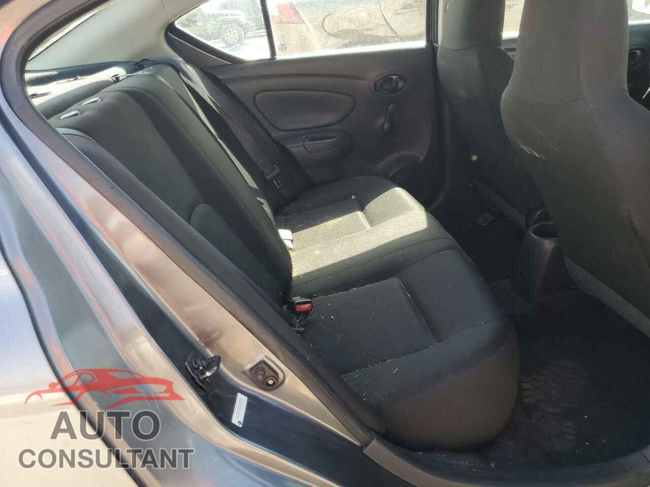 NISSAN VERSA 2017 - 3N1CN7AP3HL889400