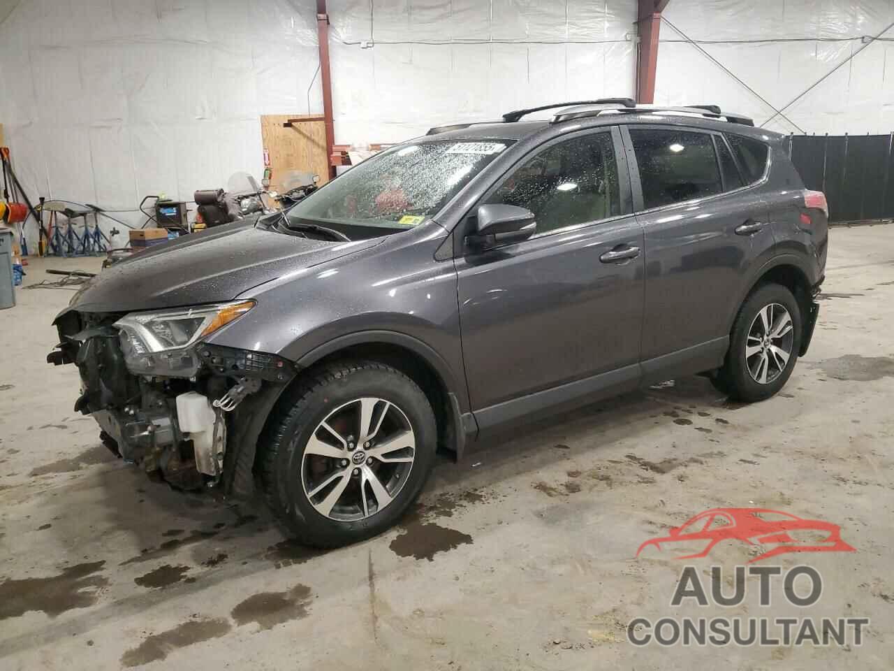 TOYOTA RAV4 2017 - JTMRFREV0HJ708611