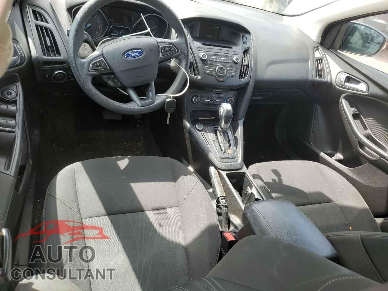FORD FOCUS 2016 - 1FADP3F23GL271608