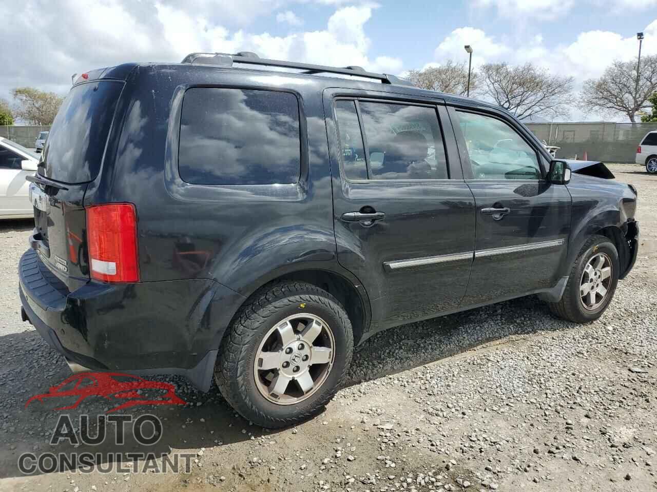 HONDA PILOT 2011 - 5FNYF4H91BB056898