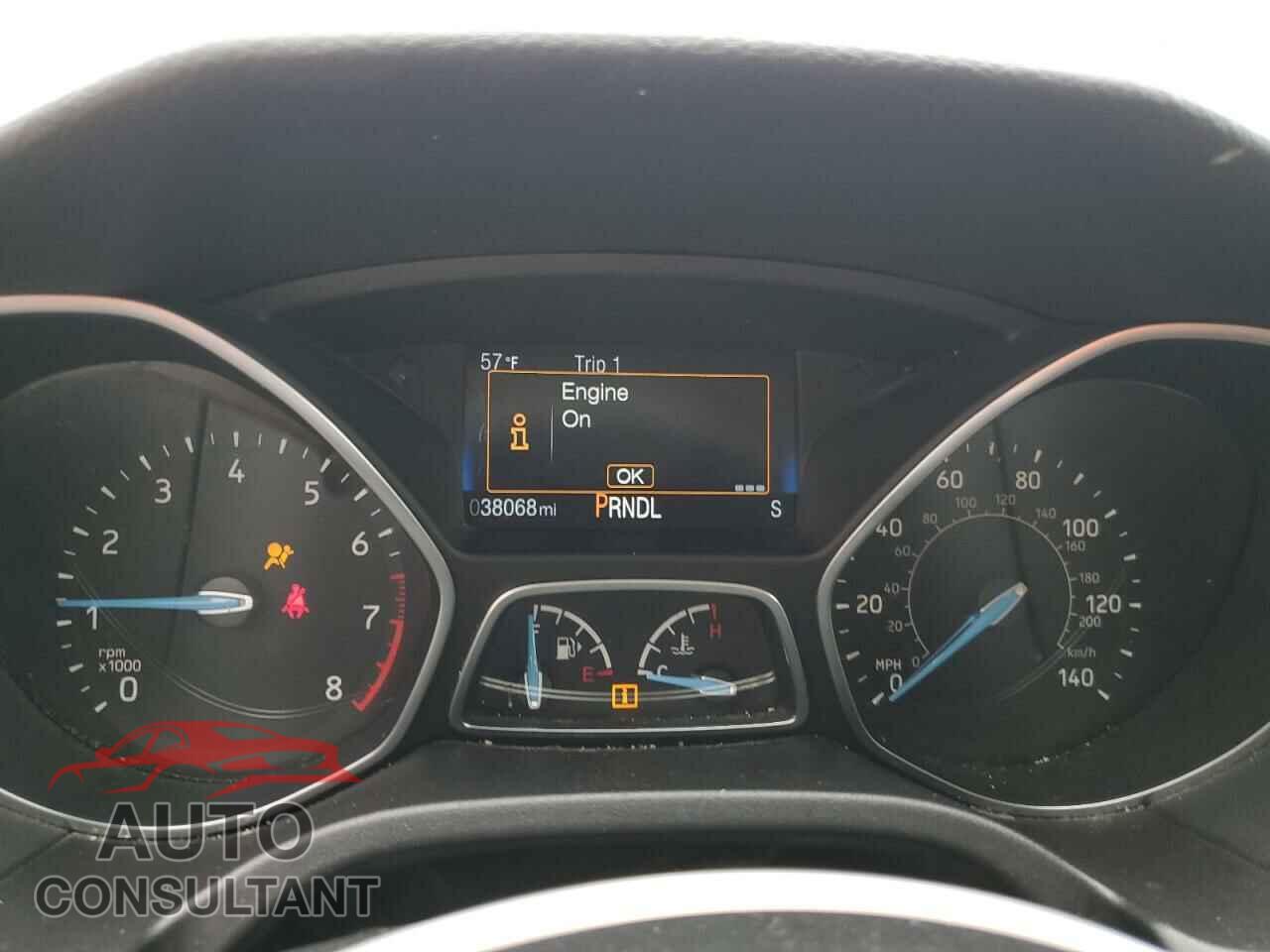 FORD FOCUS 2018 - 1FADP3K23JL266776