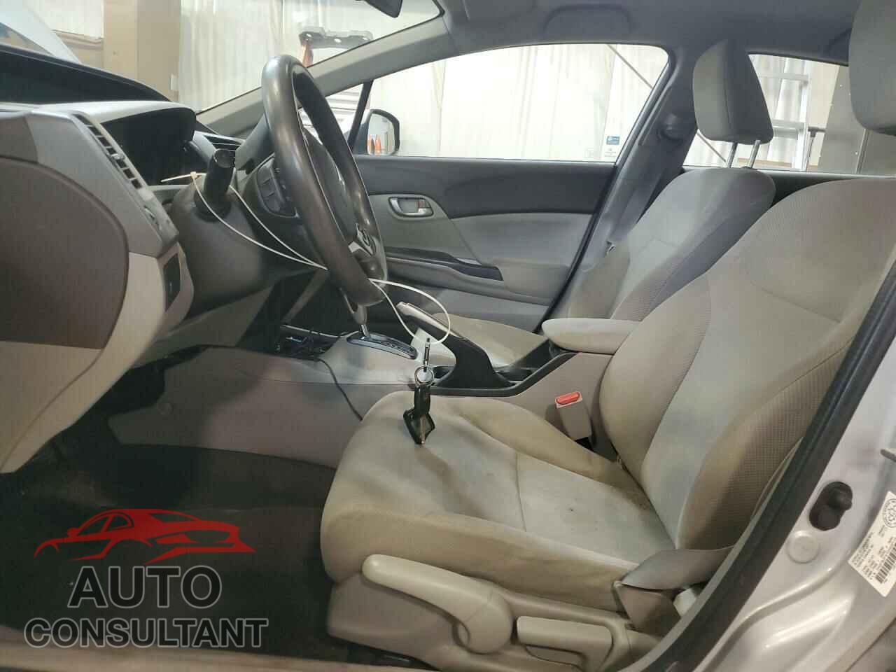HONDA CIVIC 2012 - 2HGFB2F47CH032116