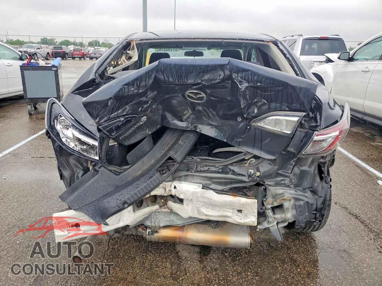 MAZDA 3 2011 - JM1BL1UF9B1456385