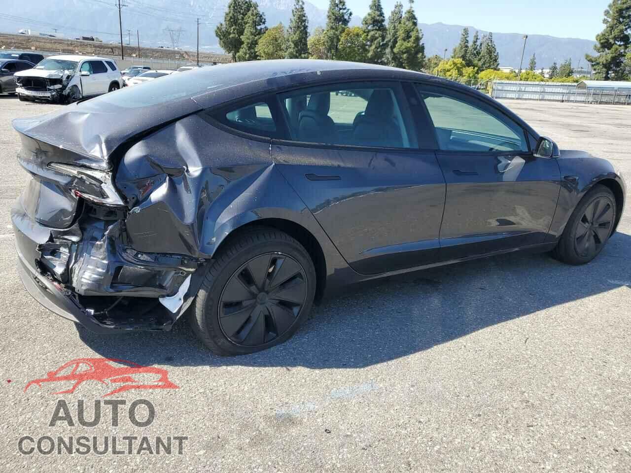 TESLA MODEL 3 2024 - 5YJ3E1EA2RF844514