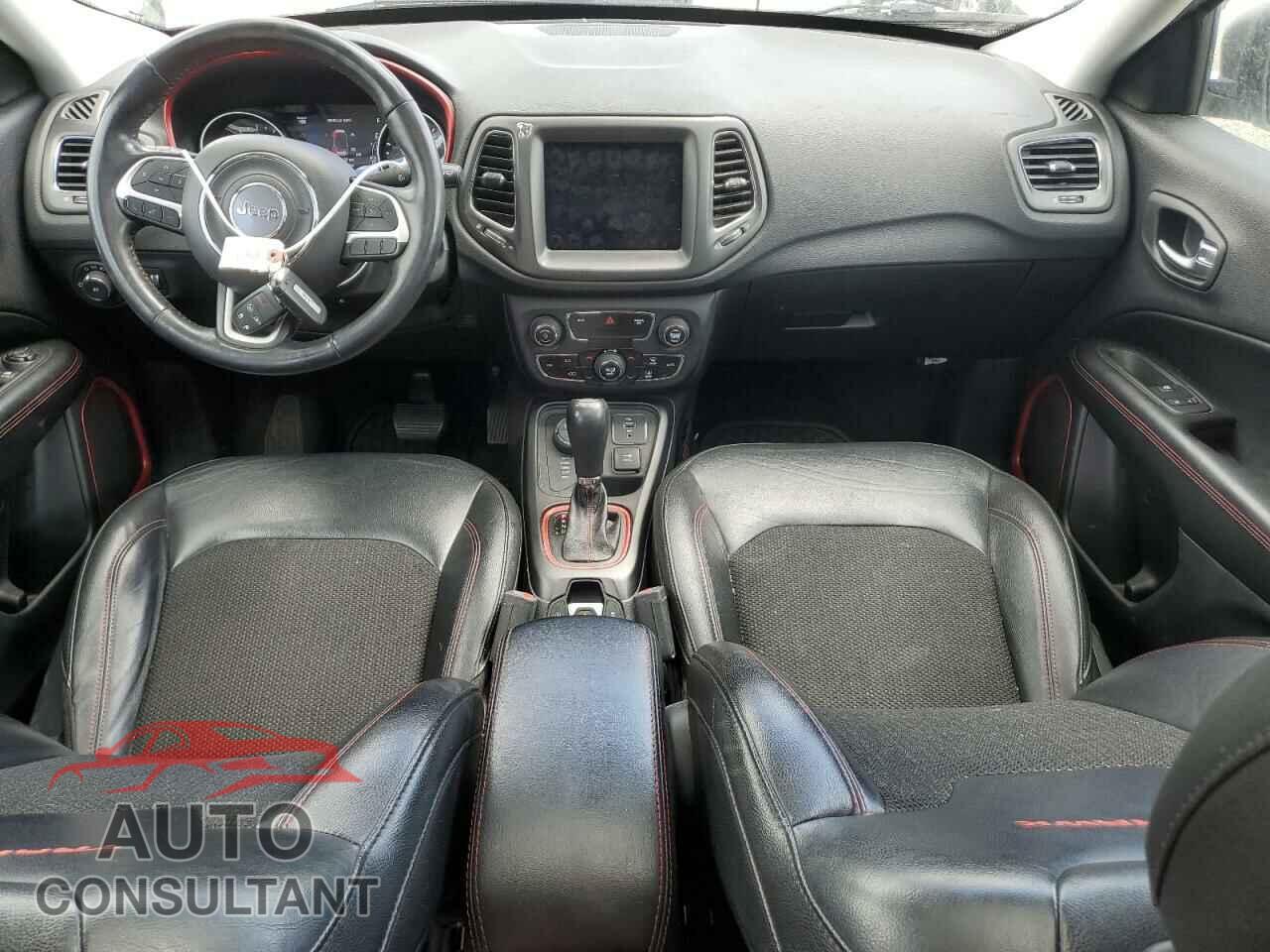JEEP COMPASS 2019 - 3C4NJDDB2KT690314