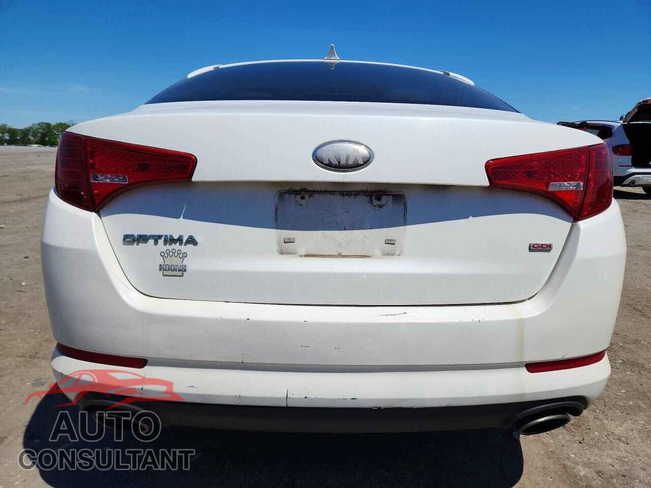 KIA OPTIMA 2011 - KNAGM4A70B5170139