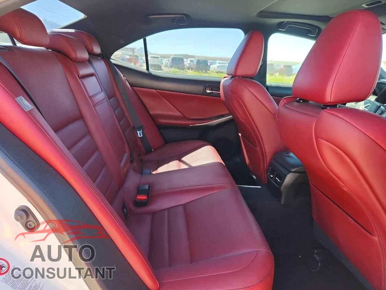 LEXUS IS 2014 - JTHCE1D25E5004439