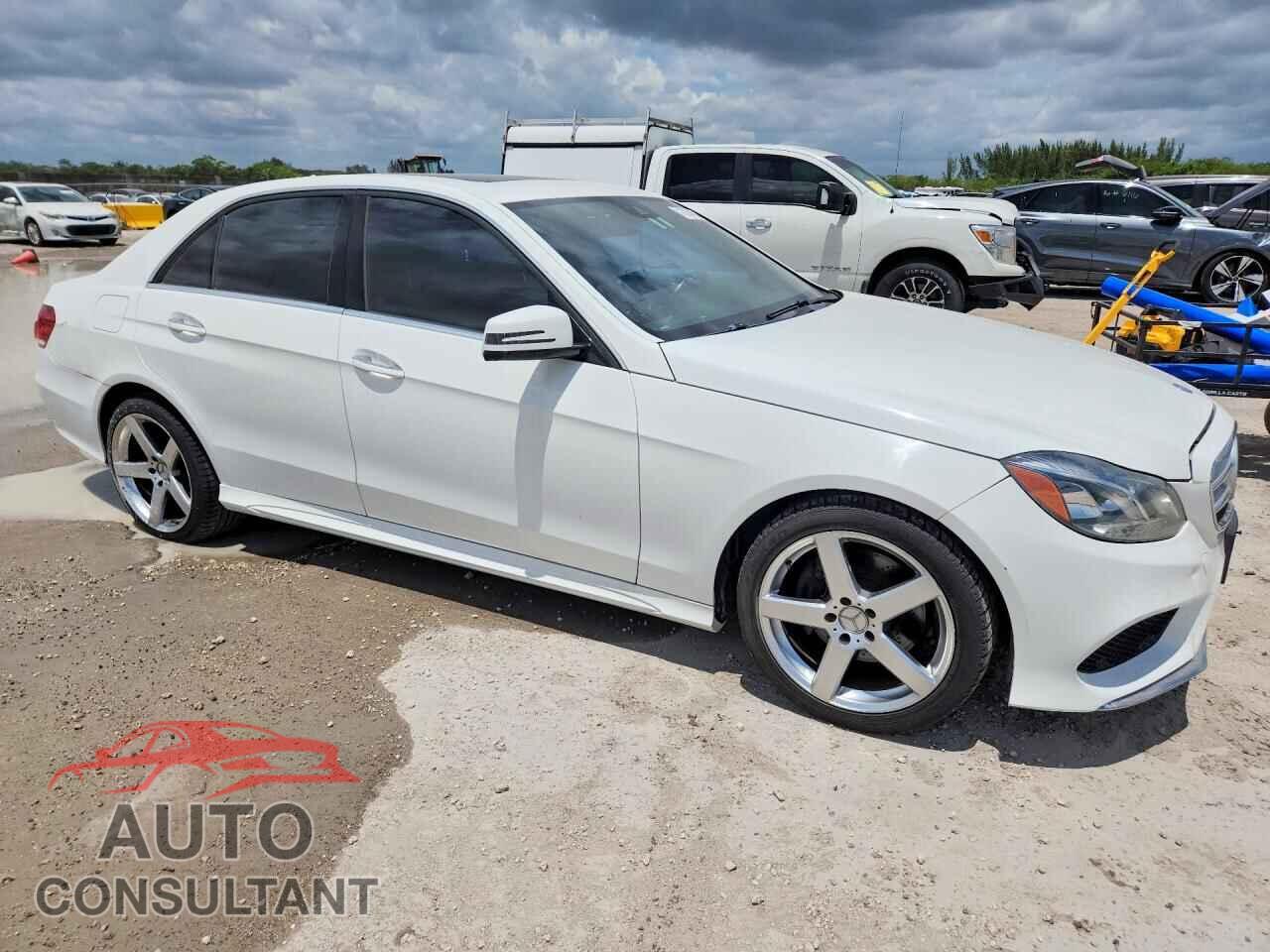 MERCEDES-BENZ E-CLASS 2015 - WDDHF5KB7FB120748