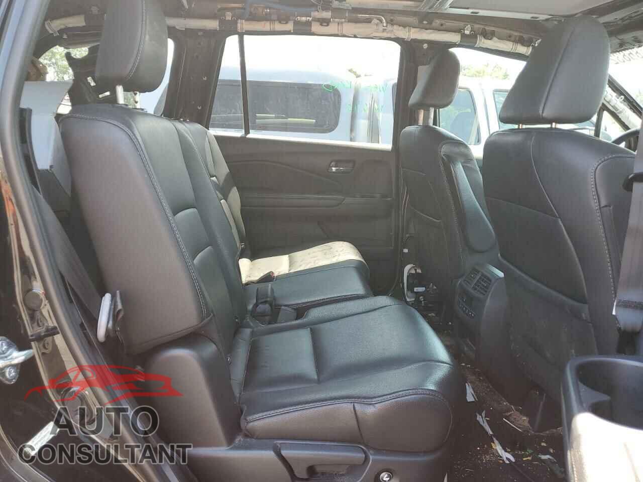 HONDA PILOT 2016 - 5FNYF6H68GB081368